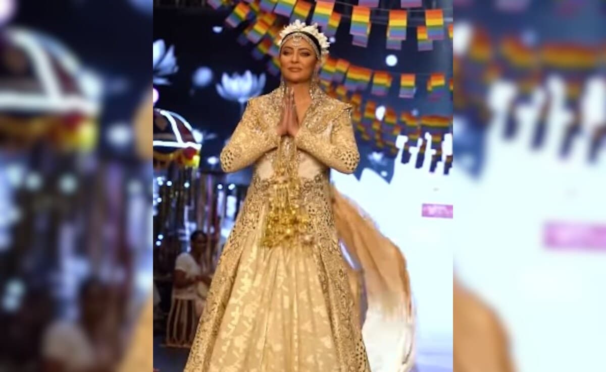 Just Sushmita Sen Setting Fashion Week Ramp On Fire